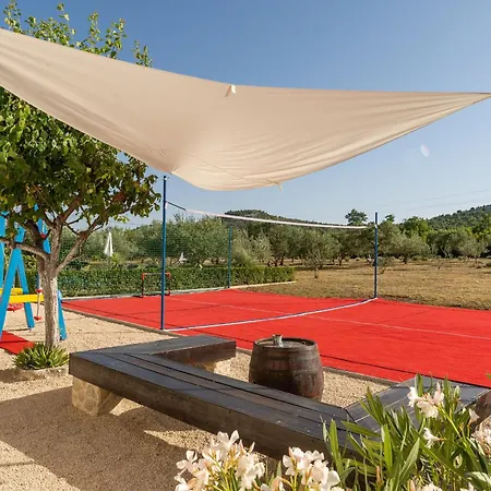 Βίλα Grandfather's House *