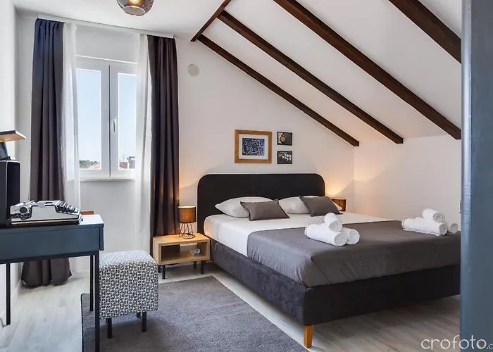 Grandfather's House Villa *